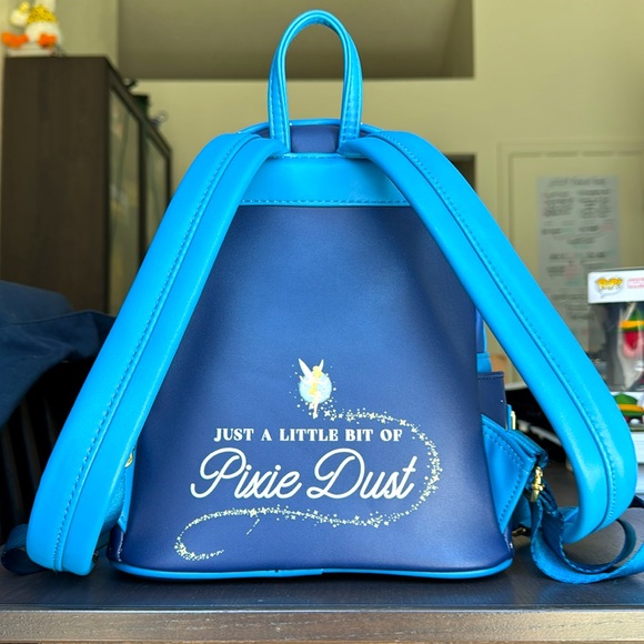 Peter Pan Loungefly Backpack & Wallet - Picture 5 of 9